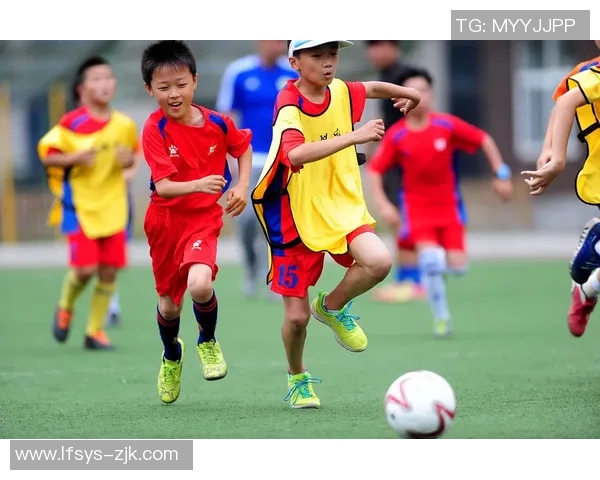 御凯足球引领新风潮助力青少年成长与足球梦想实现