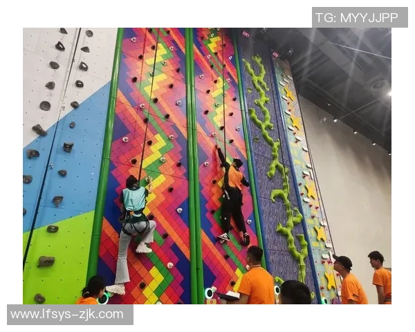 极限运动盛宴:深入了解深圳极限运动队的默契与协作之道 极限运动盛宴:深入了解深圳极限运动队的默契与协作之道