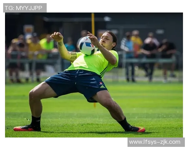 足球捡球动作技巧解析助你提升场上表现与球技水平 足球捡球动作技巧解析助你提升场上表现与球技水平